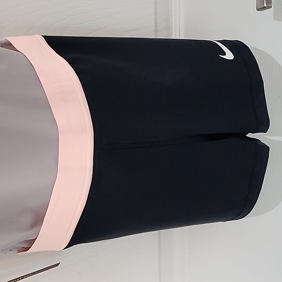 Nike Bodysuit Onesie Small - Picture 2 of 3